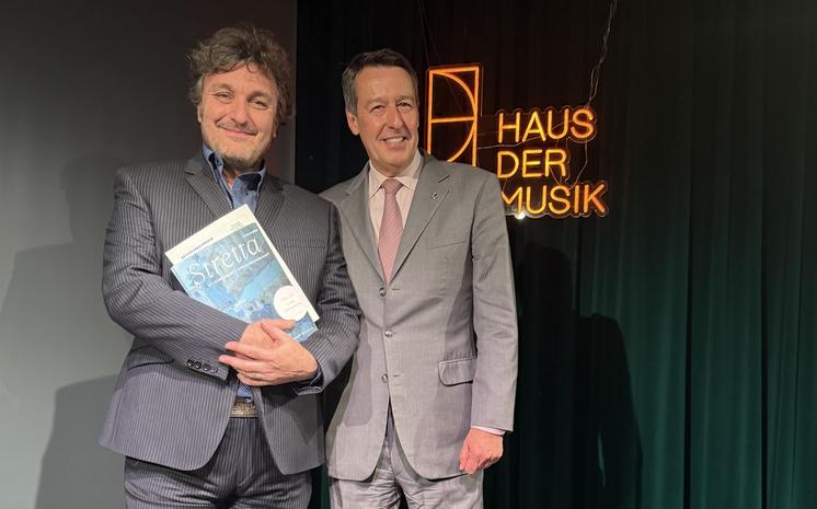 (c) Helene Bauer