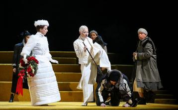 Barbara Pálffy/Volksoper Wien Foto von der Dreigroschenoper Produktion der Wiener Volksoper