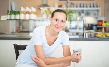 Aleksandra Peyrer-Navijalic kocht vor allem mit einem: mit viel Liebe. (Fotocredit: Gerhard Peyrer)